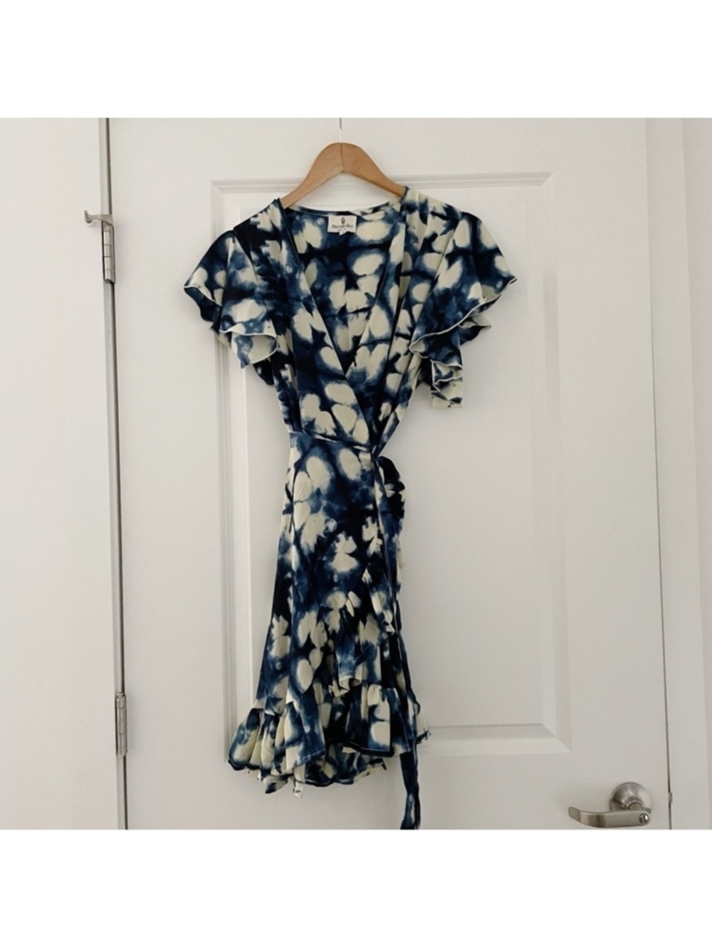 PerryWalker Collective Madi 2 Shibori Tie-Dye Silk Wrap Dress  Navy and Cream